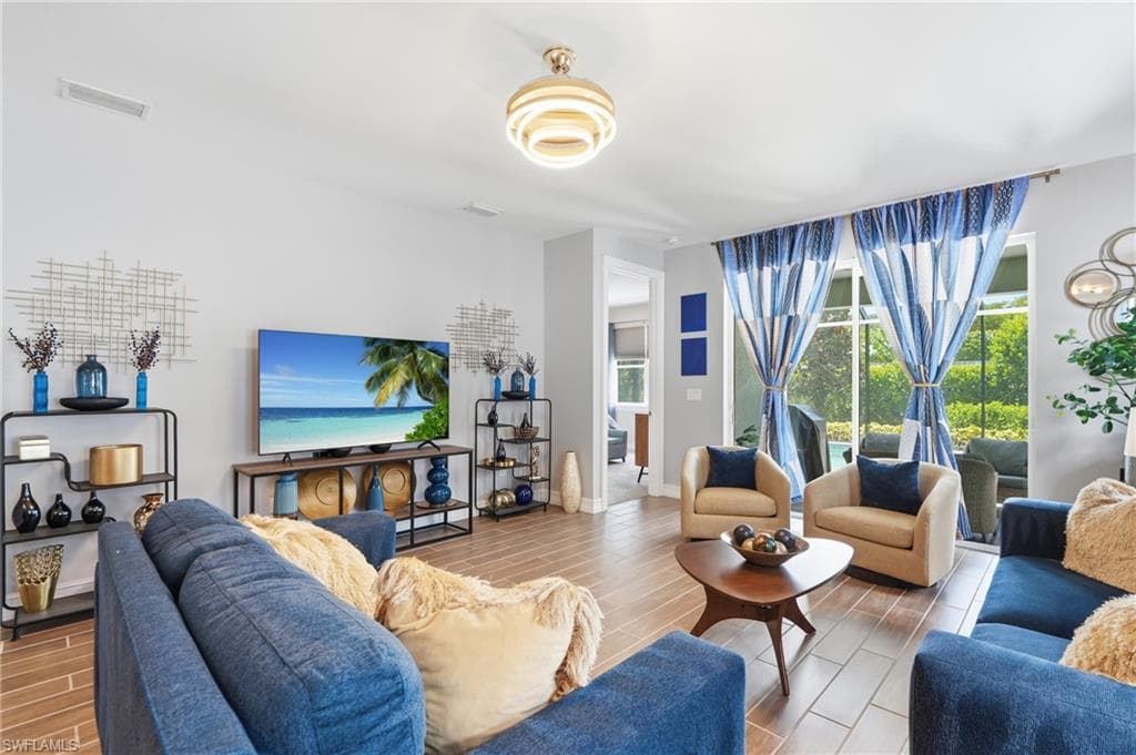 28395 Captiva Shell Loop, Bonita Springs, photo 2