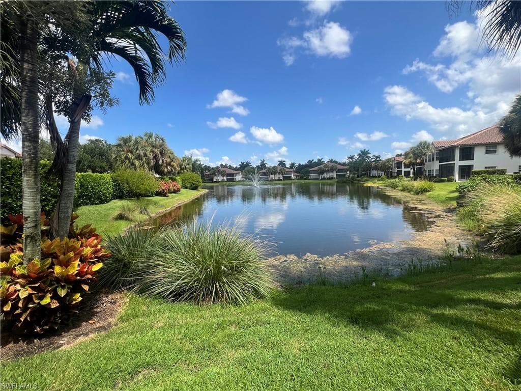 8184 Saratoga Dr #801, Naples