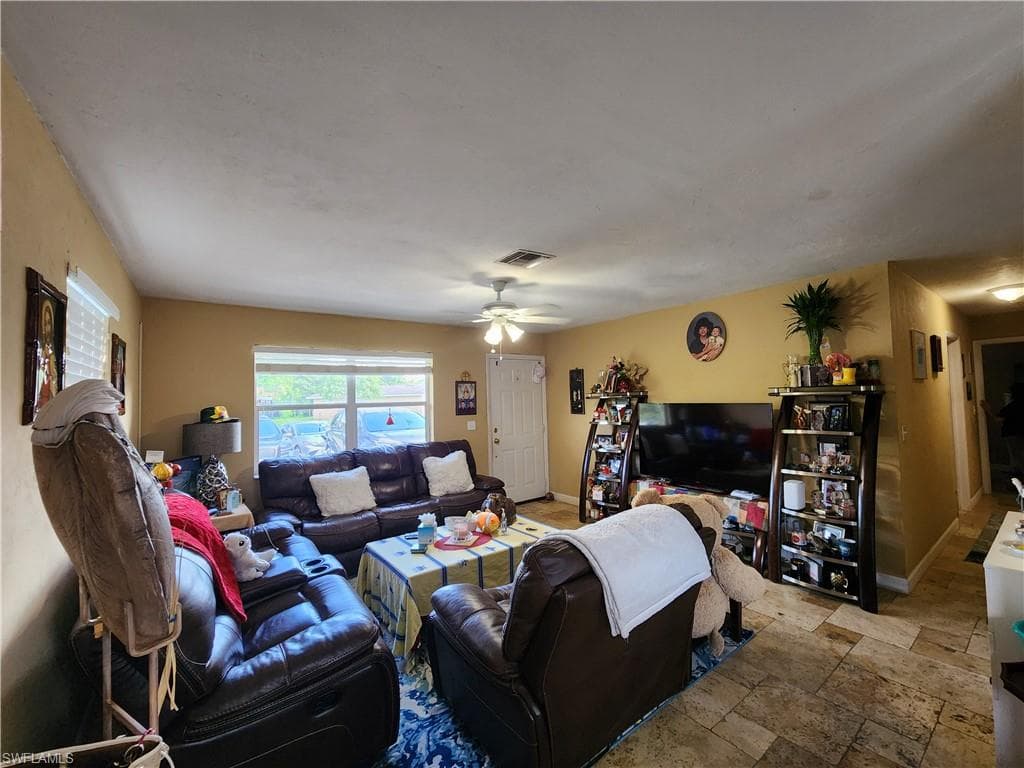 5242 Texas Ave, Naples, photo 2