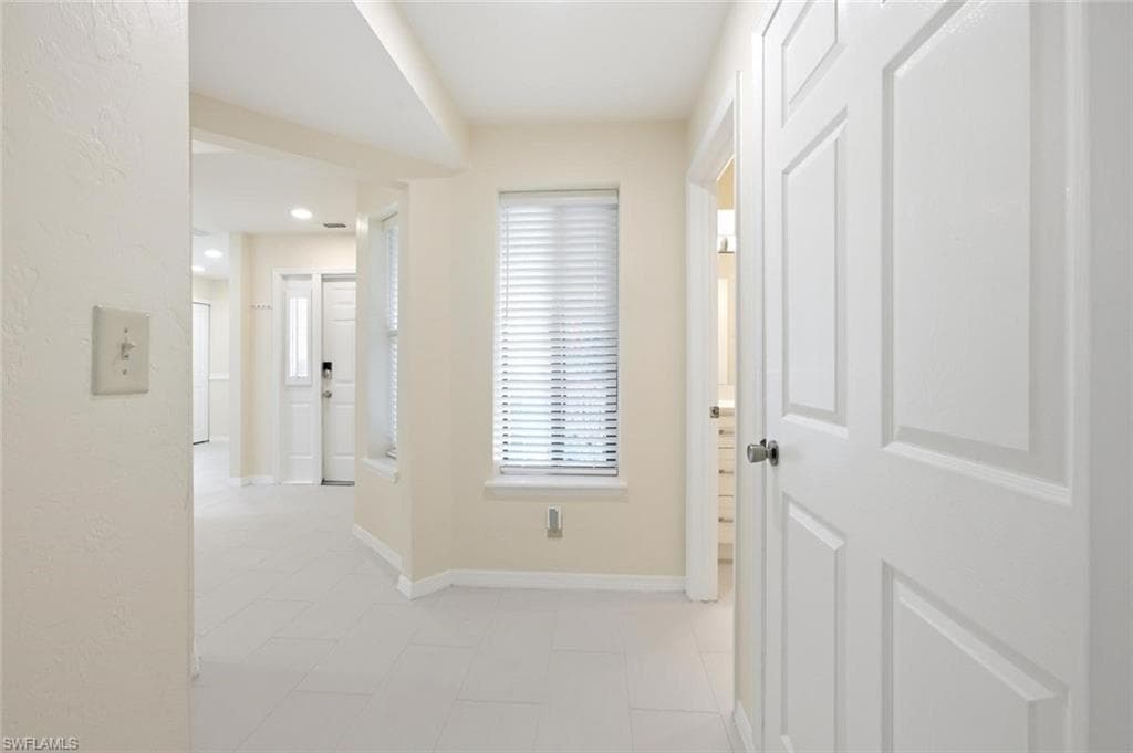 506 Courtside Dr #e201, Naples, photo 2