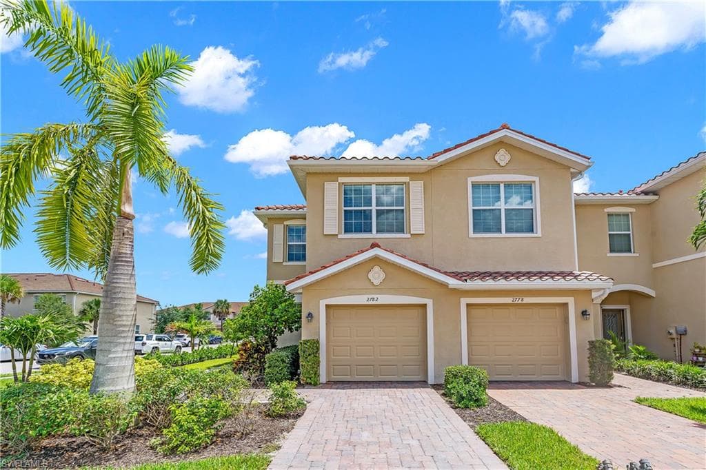 2782 Citrus St, Naples