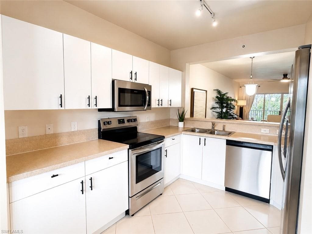 7839 Regal Heron Cir #202, Naples, photo 3