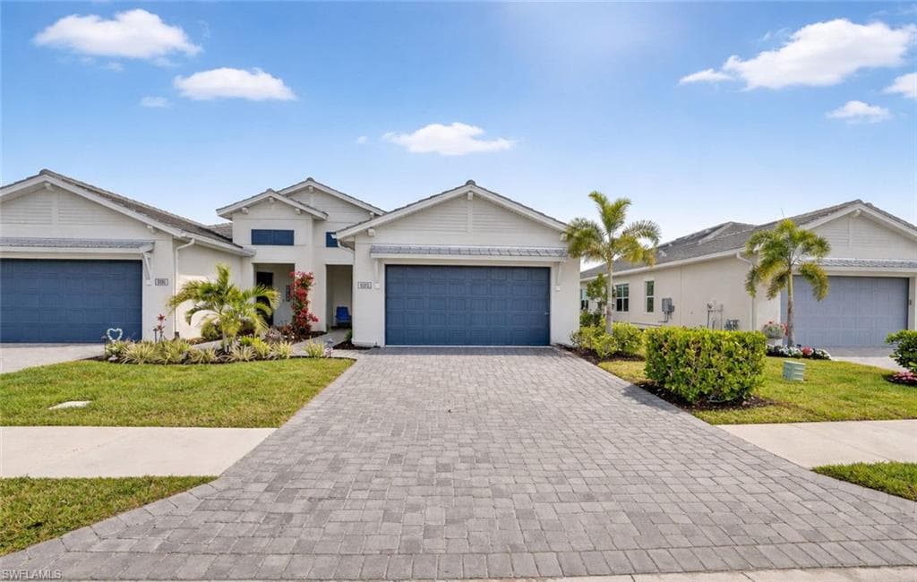 9195 Cayman Dr, Naples, photo 2