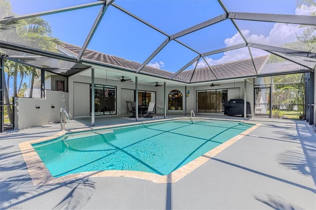 2816 43rd Ln, Cape Coral, photo 2