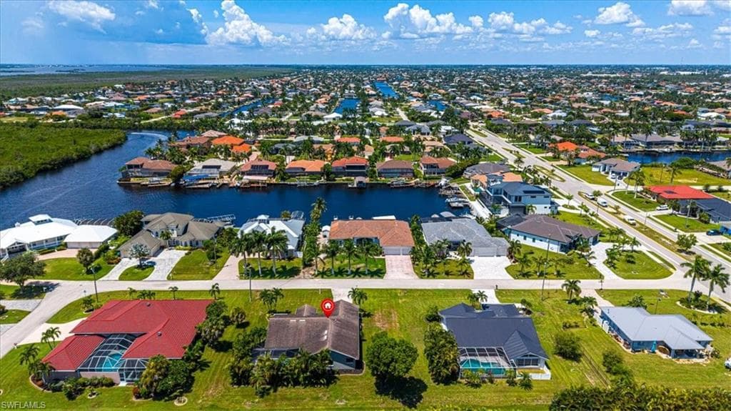 2816 43rd Ln, Cape Coral, photo 3