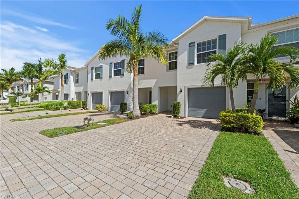 15381 Wildflower Cir, Naples, photo 2