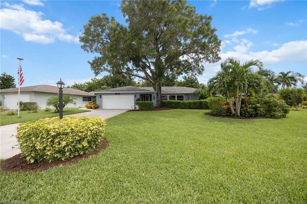 4557 Eagle Key Cir, Naples, photo 2