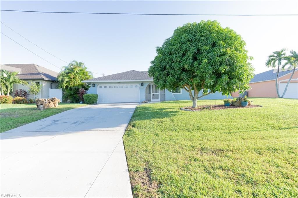 115 35th Ter, Cape Coral, photo 2