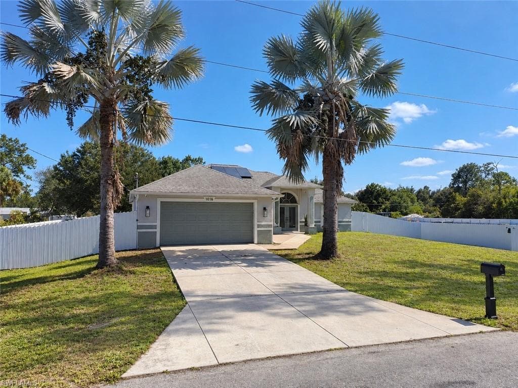 1016 Cleveland Ave, Lehigh Acres, photo 3
