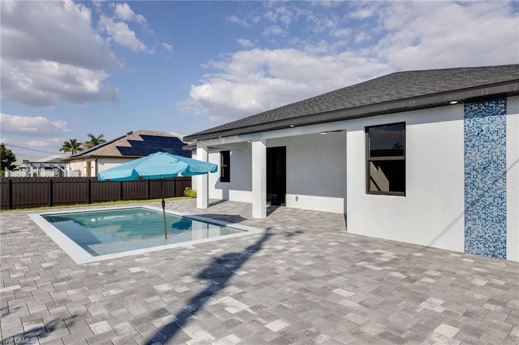 1810 6th Pl, Cape Coral, photo 2
