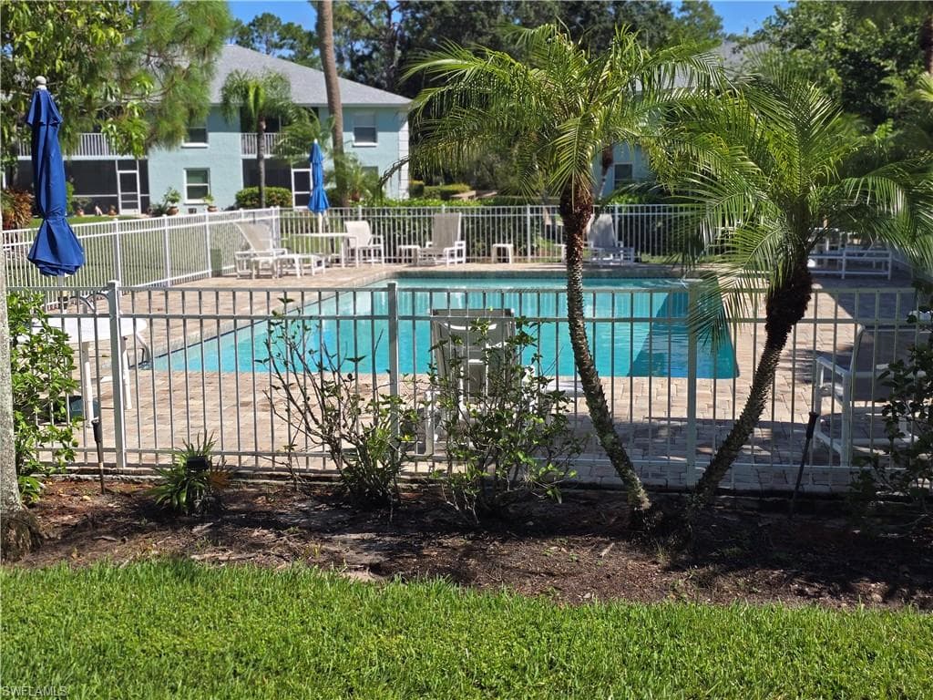 5737 Whitaker Rd #c104, Naples