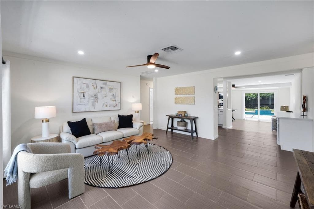 52 1st St, Bonita Springs, photo 3