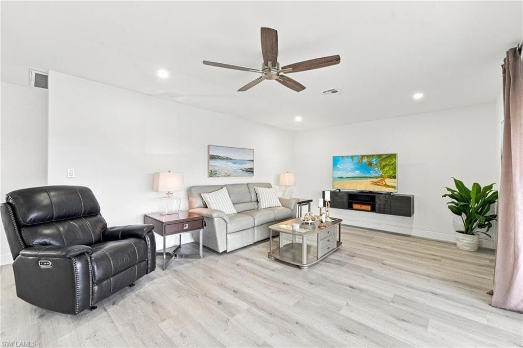 105 Harrison Rd #2, Naples, photo 3
