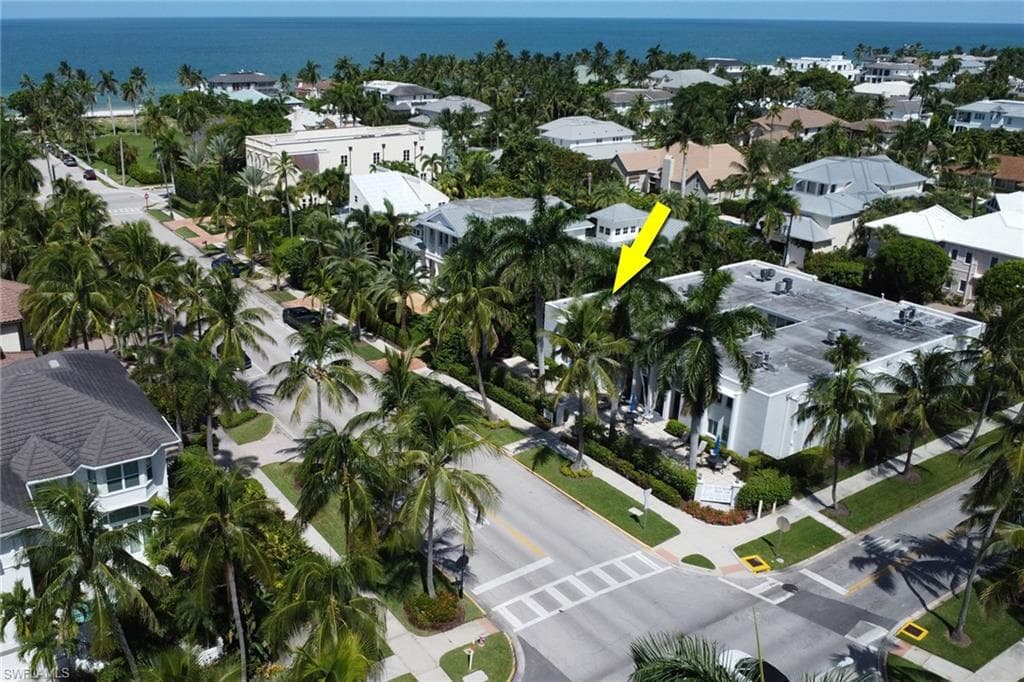 175 5th Ave #4, Naples