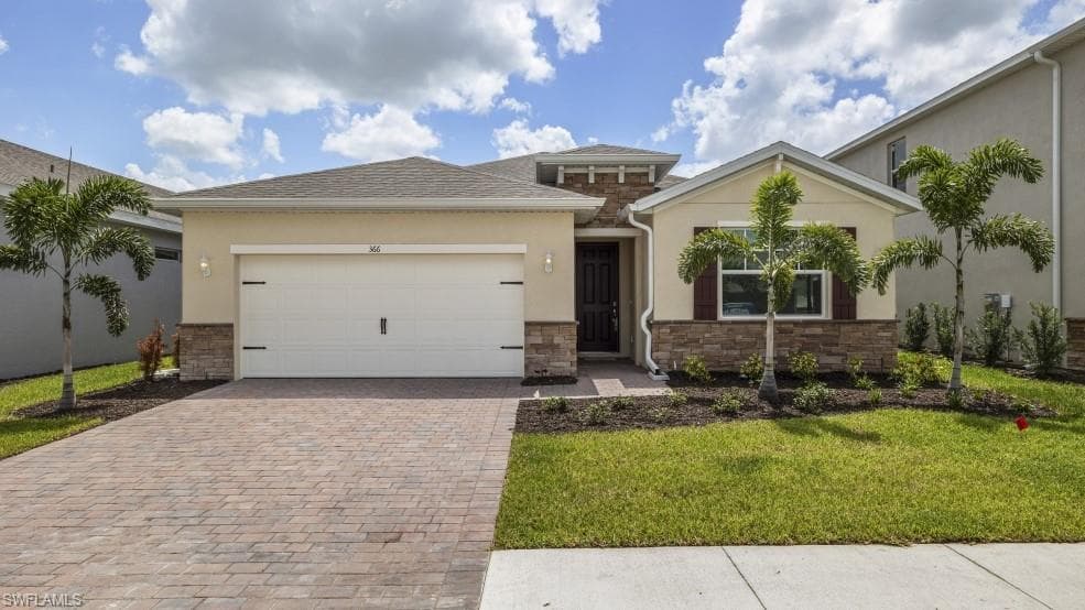 583 Spring Hill Lake Loop, Cape Coral