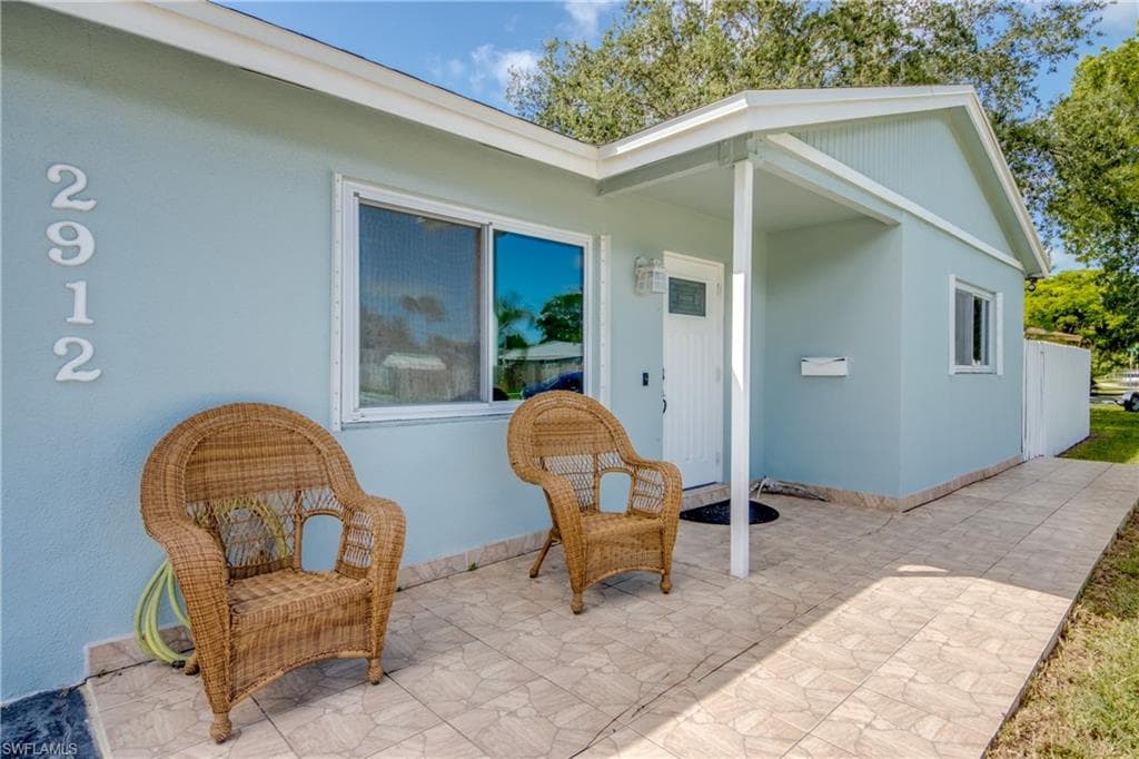2912 Poinciana Dr, Naples