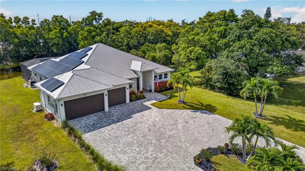 27150 Rue De Paix, Bonita Springs