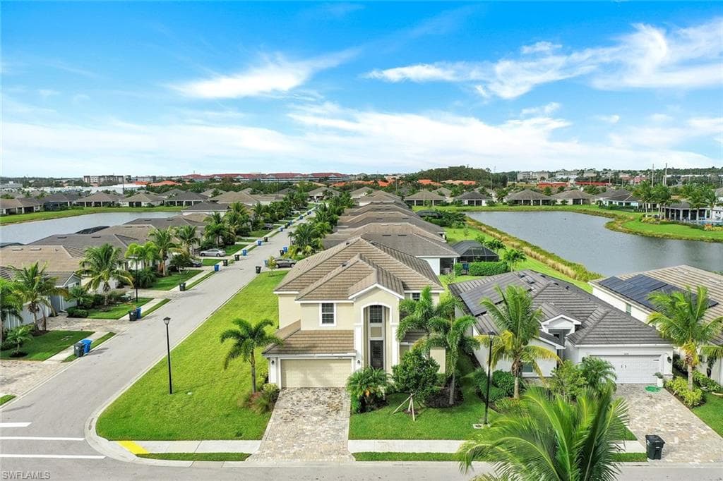 4234 Bluegrass Dr, Fort Myers, photo 2