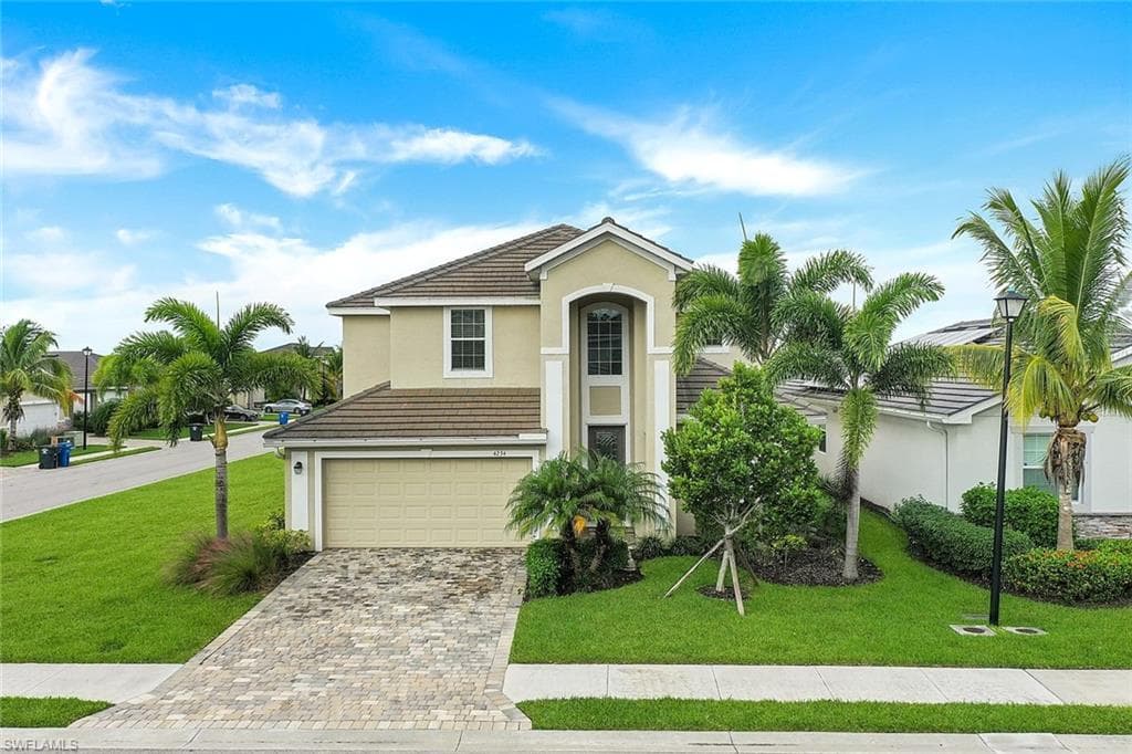 4234 Bluegrass Dr, Fort Myers