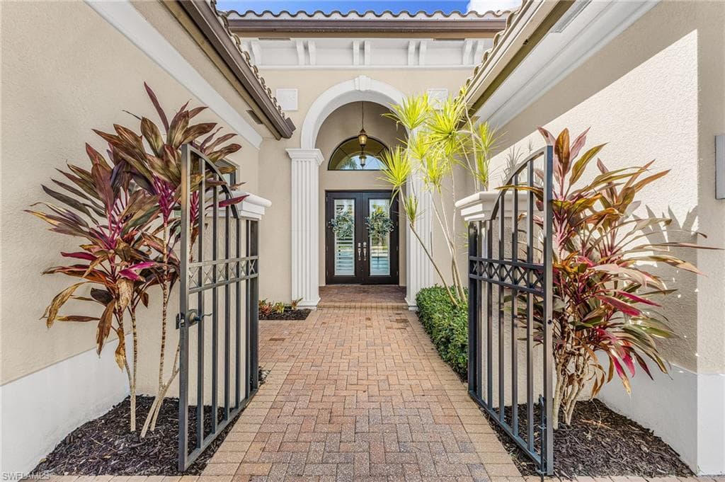 4308 Caldera Cir, Naples, photo 2