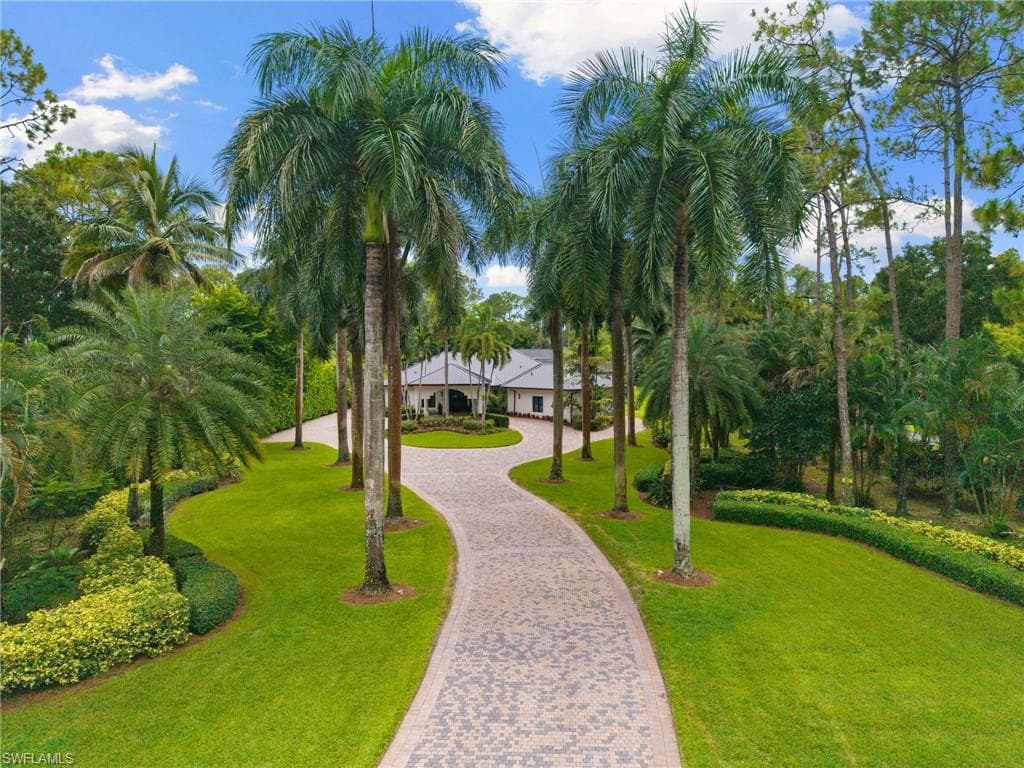 4860 Sycamore Dr, Naples, photo 2