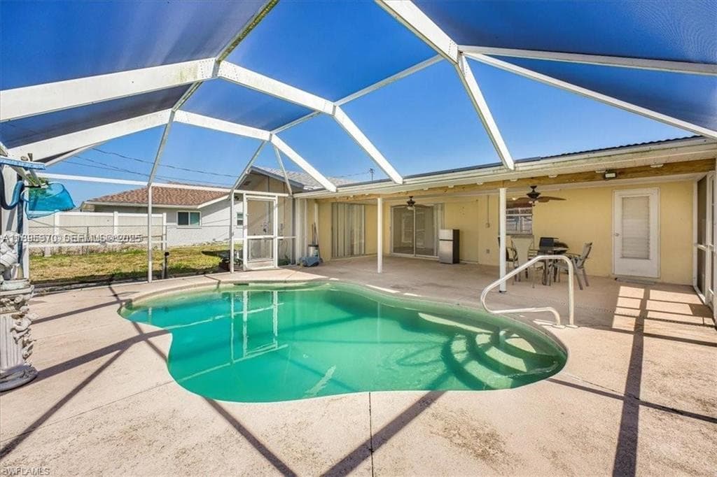915 20th St, Cape Coral, photo 3