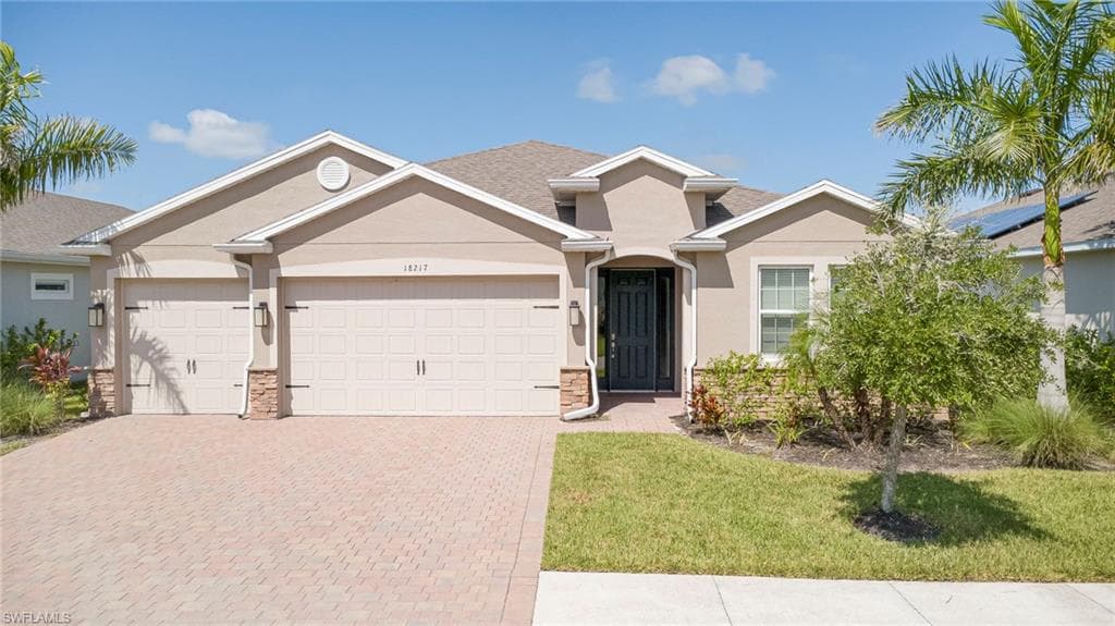 18217 Everson Miles Cir, North Fort Myers