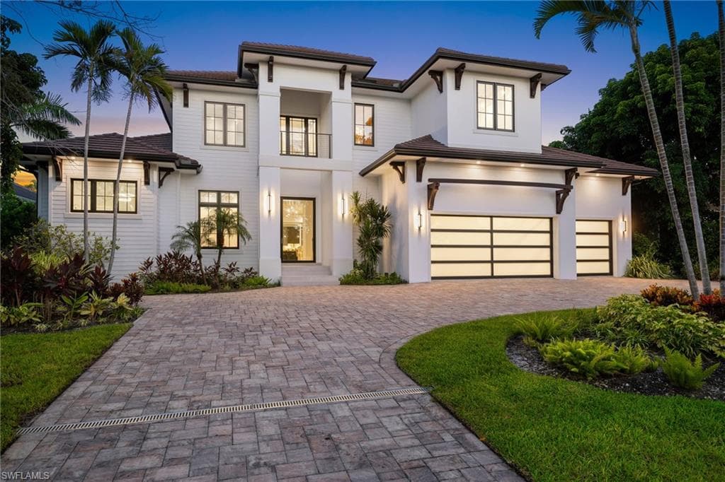 3280 Crayton Rd, Naples