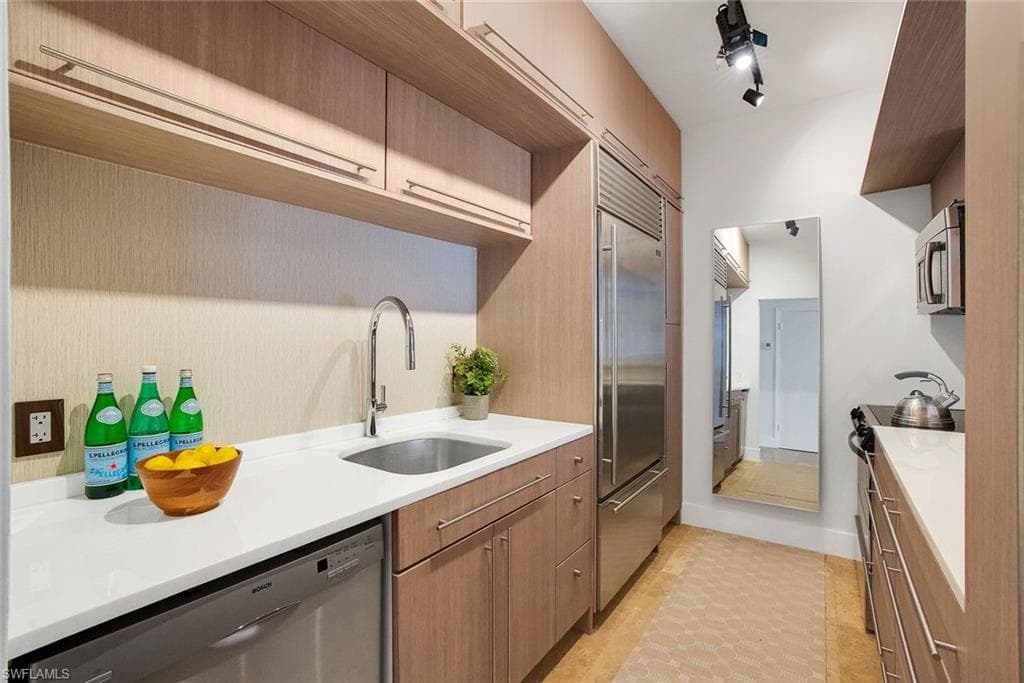 155 Ocean Lane Dr #103, Key Biscayne, photo 2