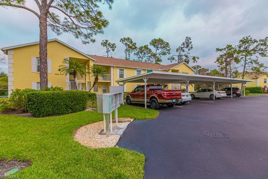 2562 Kings Lake Blvd #102, Naples, photo 2