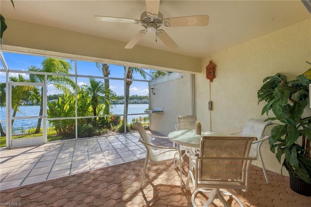 2872 Crown Pointe Blvd, Naples