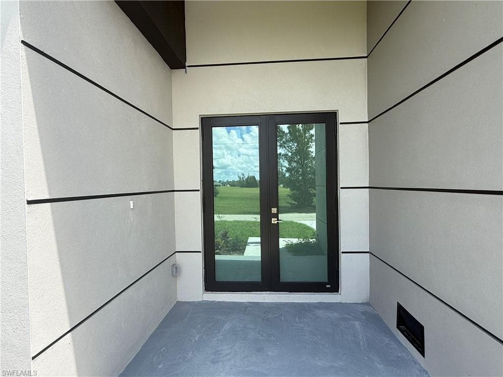 4005 22nd St, Cape Coral, photo 2