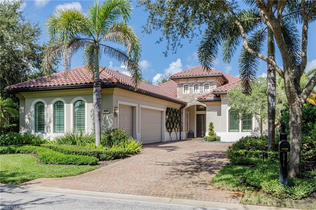 16759 Cabreo Dr, Naples