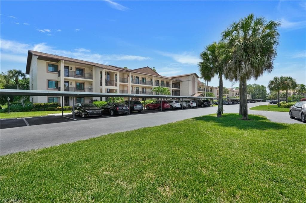 7340 Saint Ives Way #3102, Naples