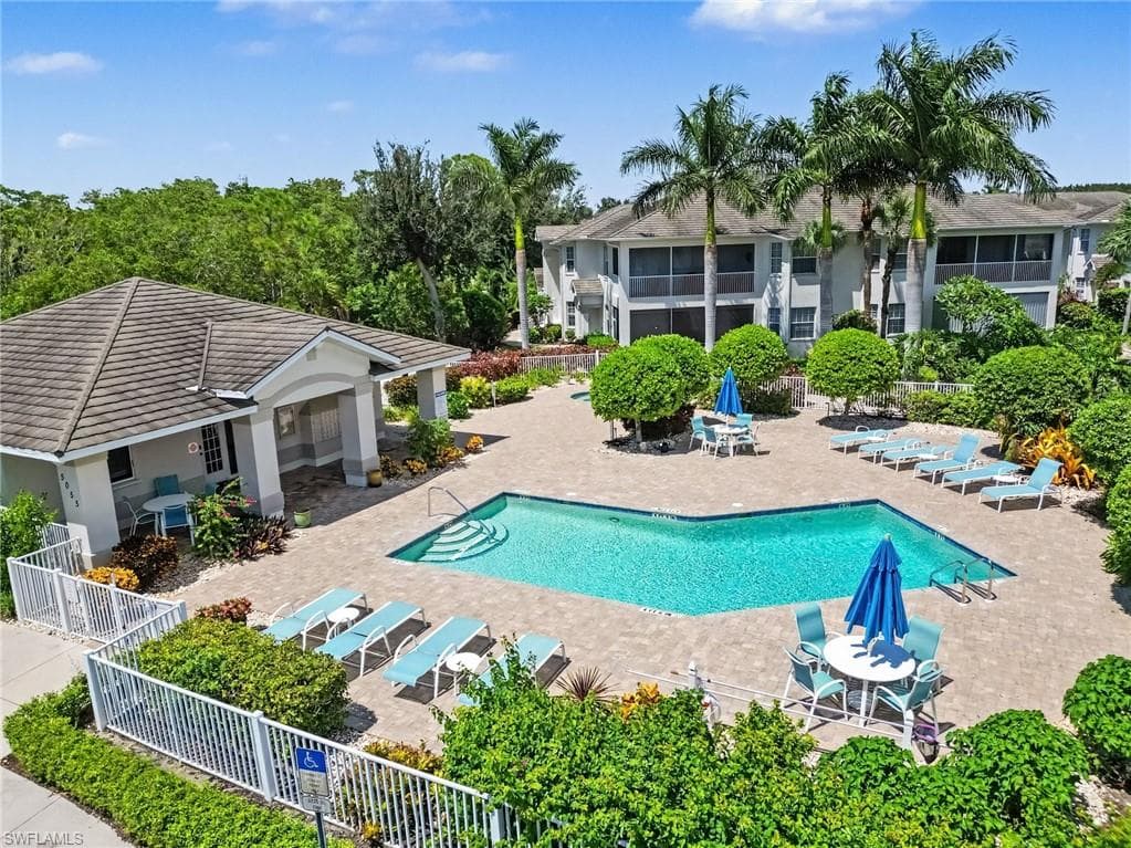5015 Marina Cove Dr #103, Naples, photo 3