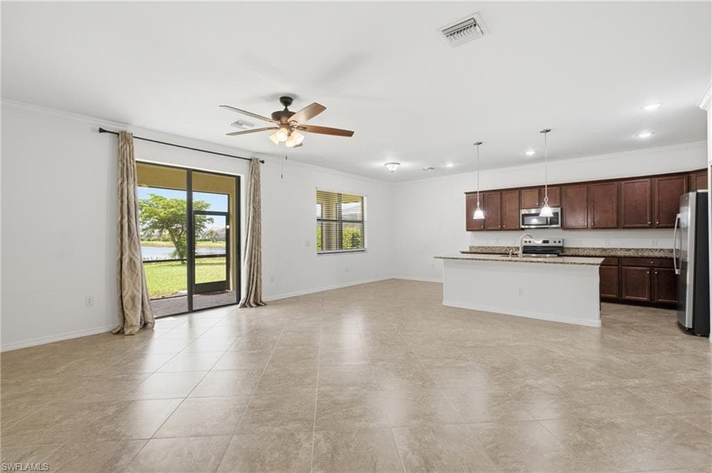 11821 Arbor Trace Dr, Fort Myers, photo 2