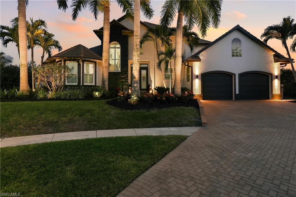 1045 Cottonwood Ct, Marco Island