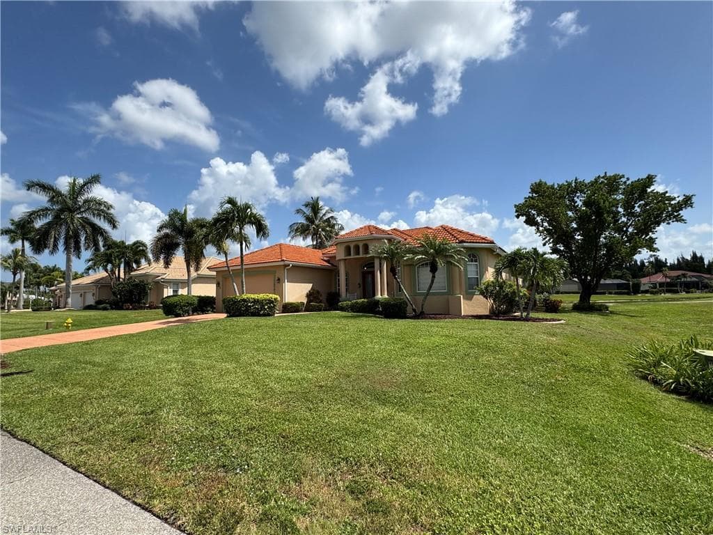 11978 King James Ct, Cape Coral, photo 3
