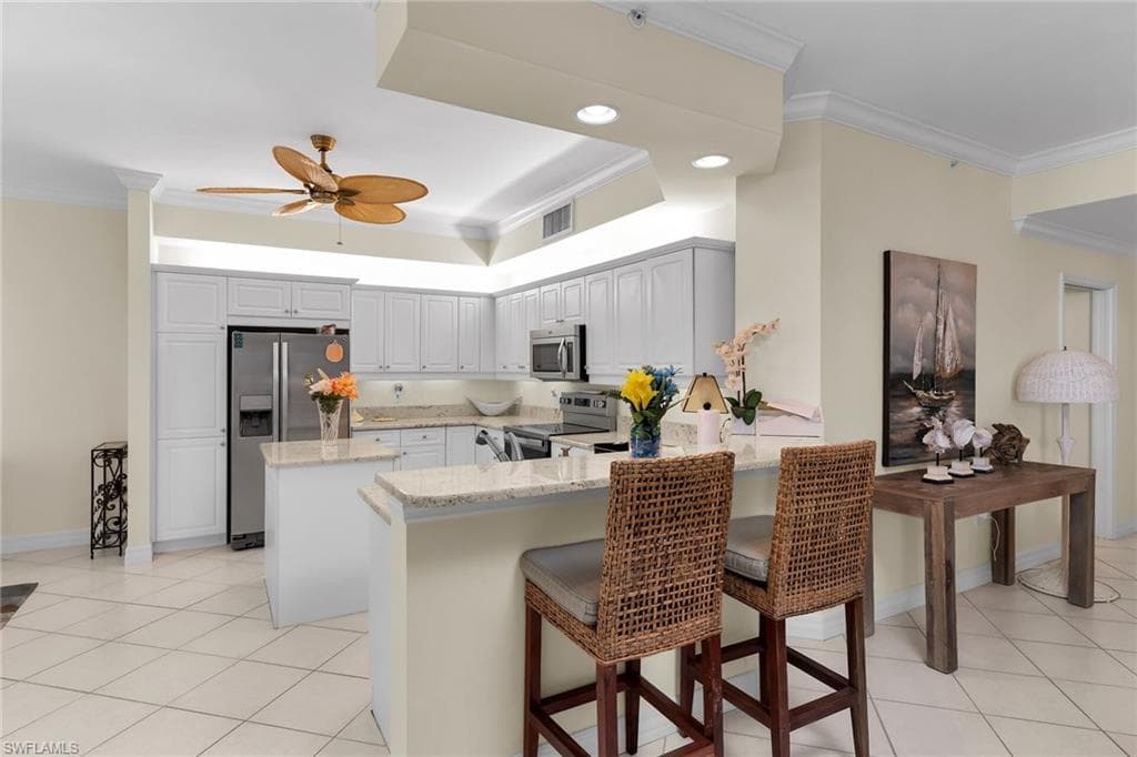 451 Bayfront Pl #5405, Naples, photo 3