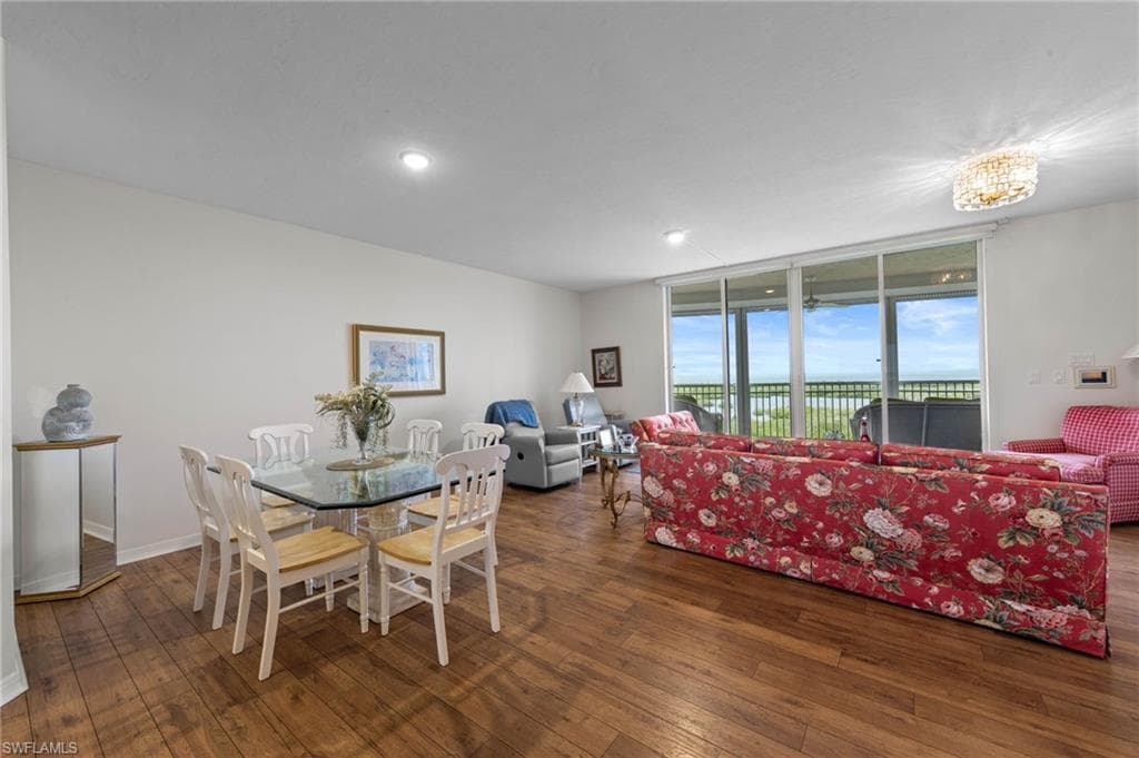 1001 Arbor Lake Dr #904, Naples