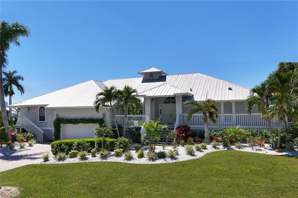 656 Coral Dr, Cape Coral