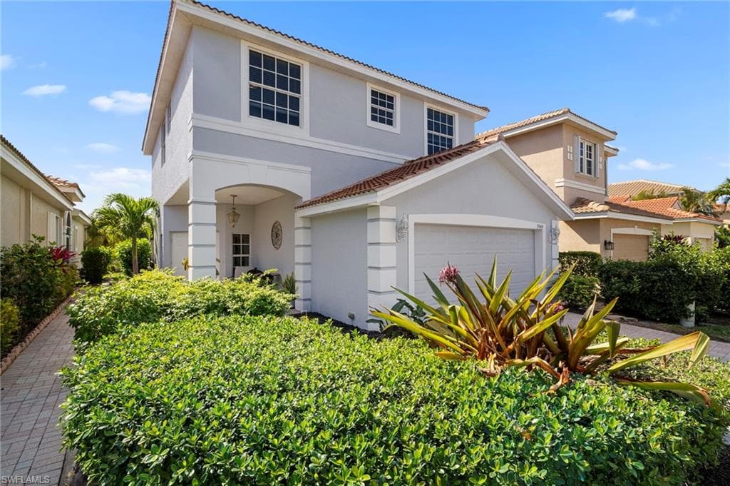 9049 Spring Mountain Way, Fort Myers, photo 3