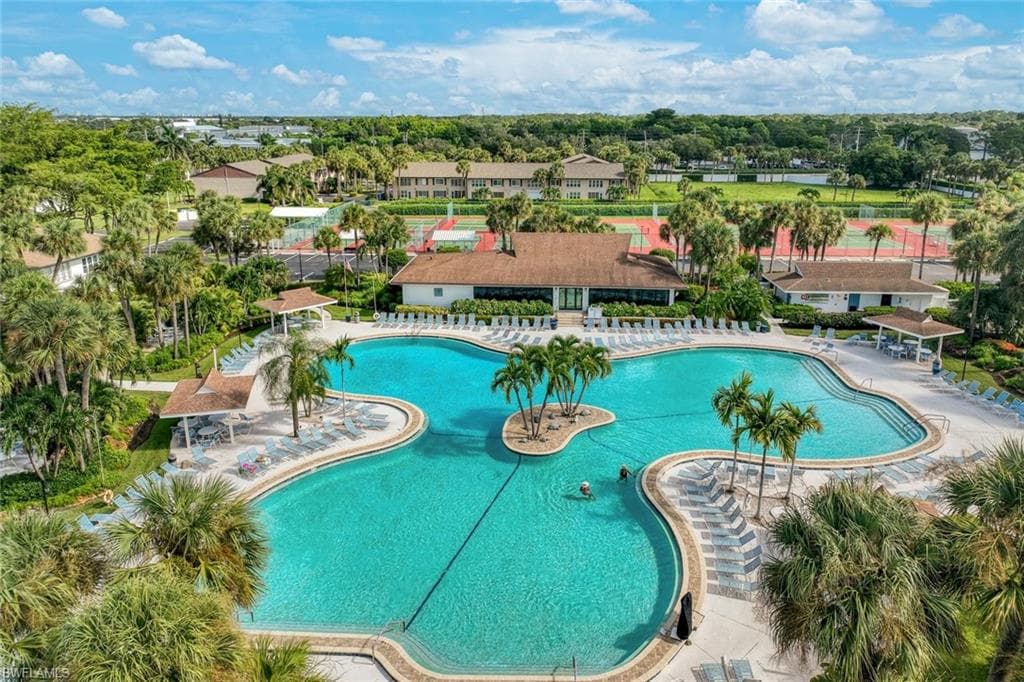 4038 Northlight Dr #1506, Naples