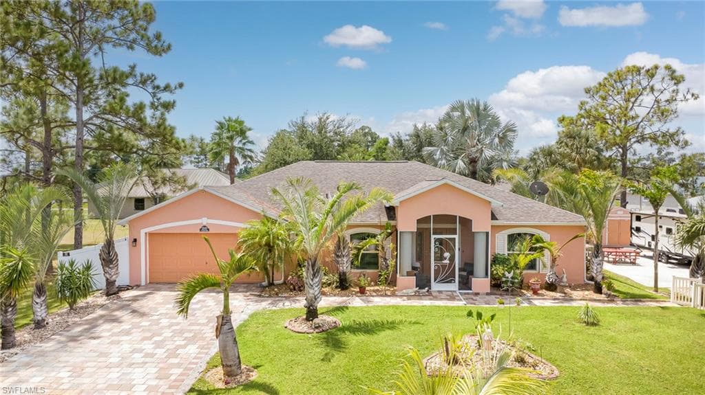 2515 15th St, Lehigh Acres