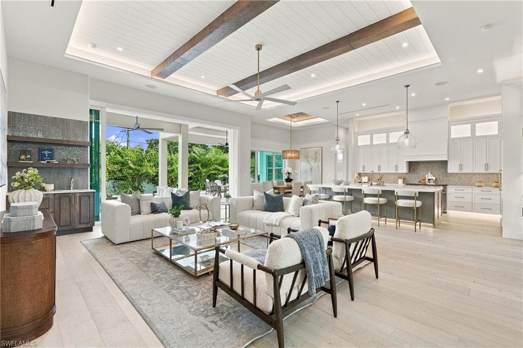 1159 Cypress Woods Dr, Naples, photo 2