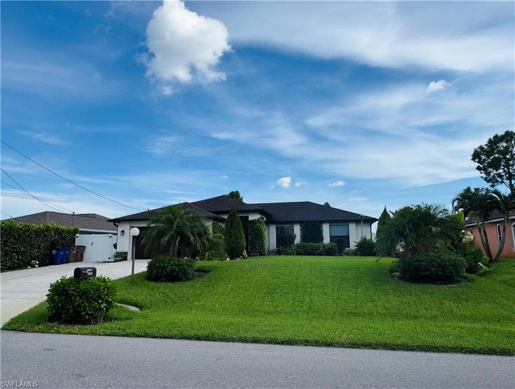 3803 18th St, Lehigh Acres, photo 2