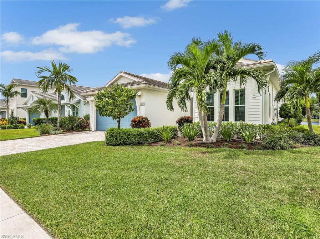 8893 Redonda Dr, Naples, photo 2