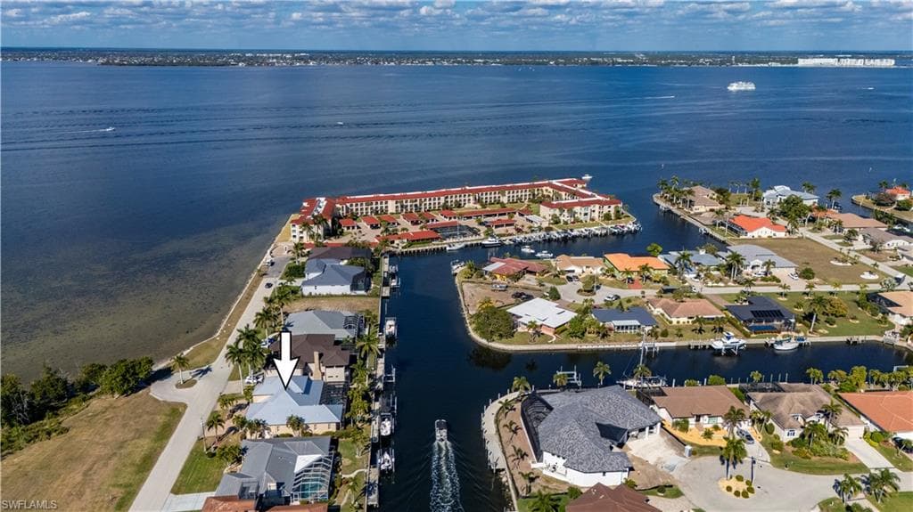 48 Colony Point Dr, Punta Gorda, photo 2