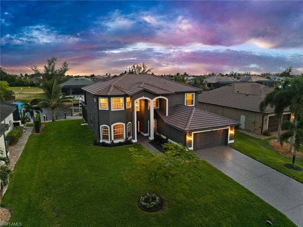 3520 3rd Ter, Cape Coral, photo 3