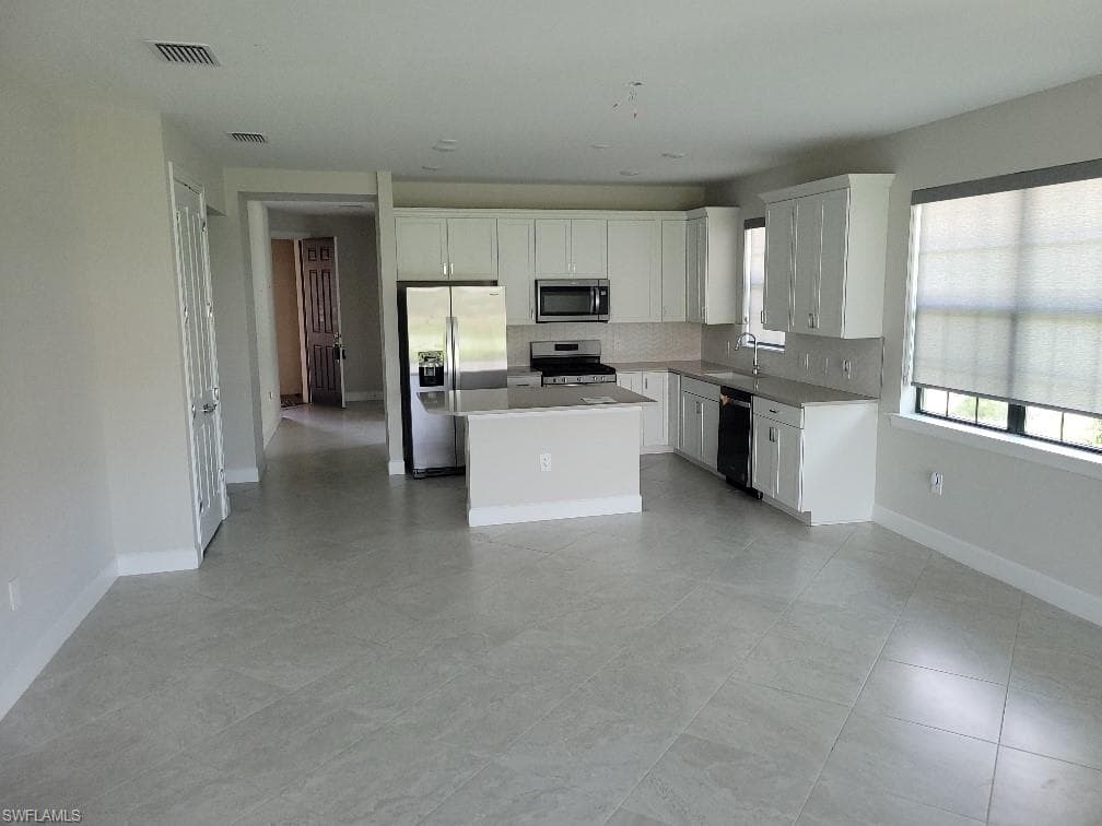 17373 Corsini Dr, Fort Myers, photo 3